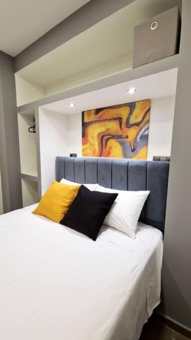 Faronita - Luxury Apt In The Heart Of Kalamata Luaran gambar