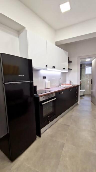 Faronita - Luxury Apt In The Heart Of Kalamata Luaran gambar