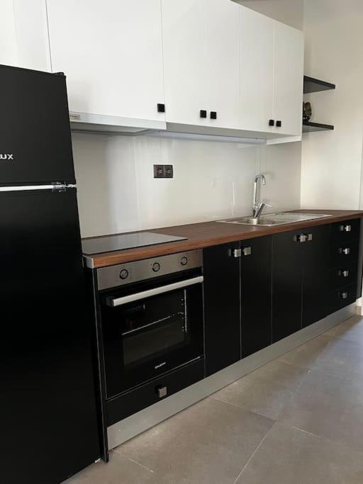 Faronita - Luxury Apt In The Heart Of Kalamata Luaran gambar